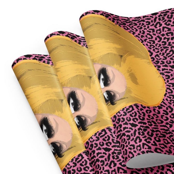 Trixie Mattel - Oh My Wrapping paper sheets - dragqueenmerch